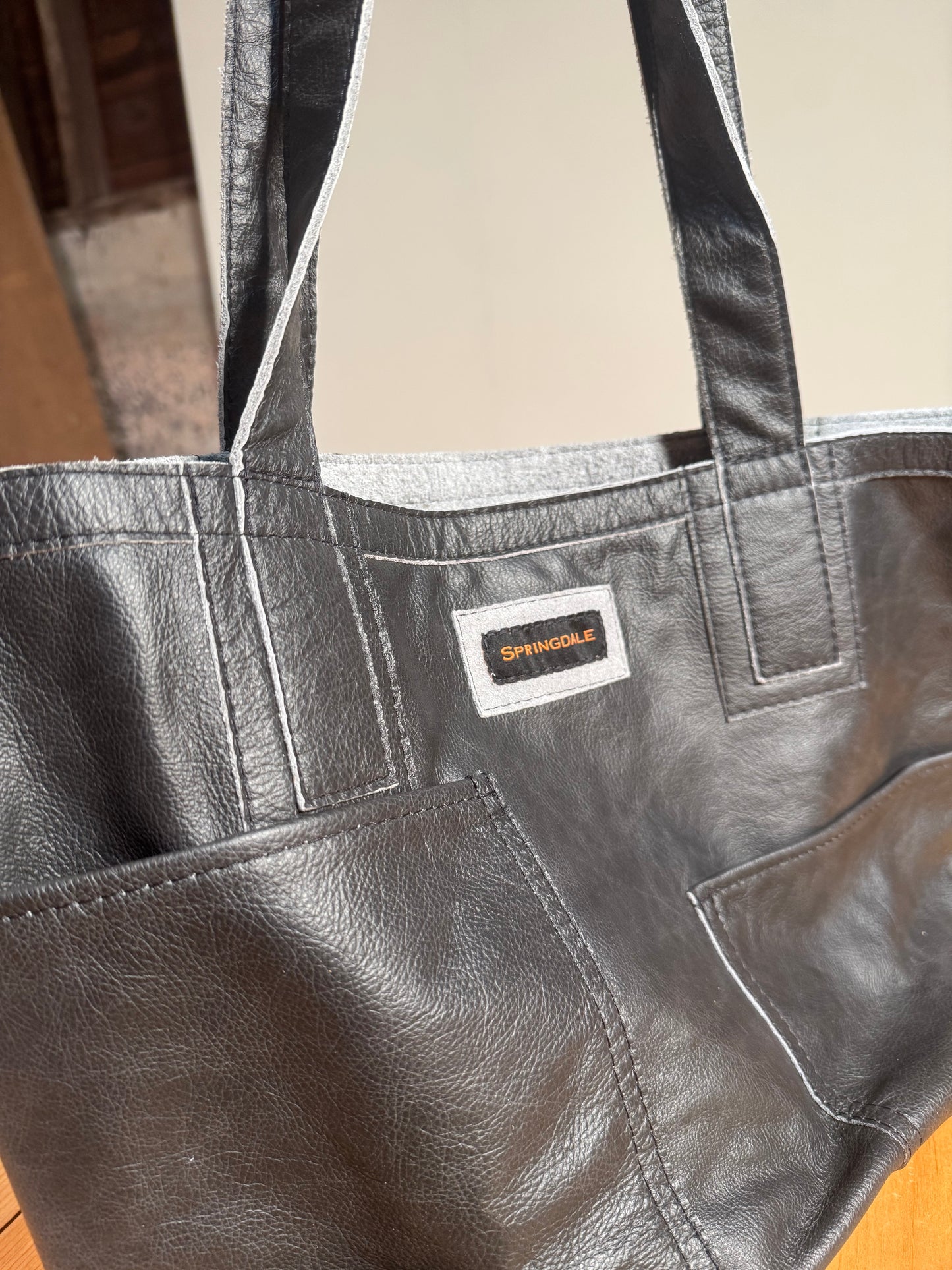 Fallston Bag - Charcoal Leather