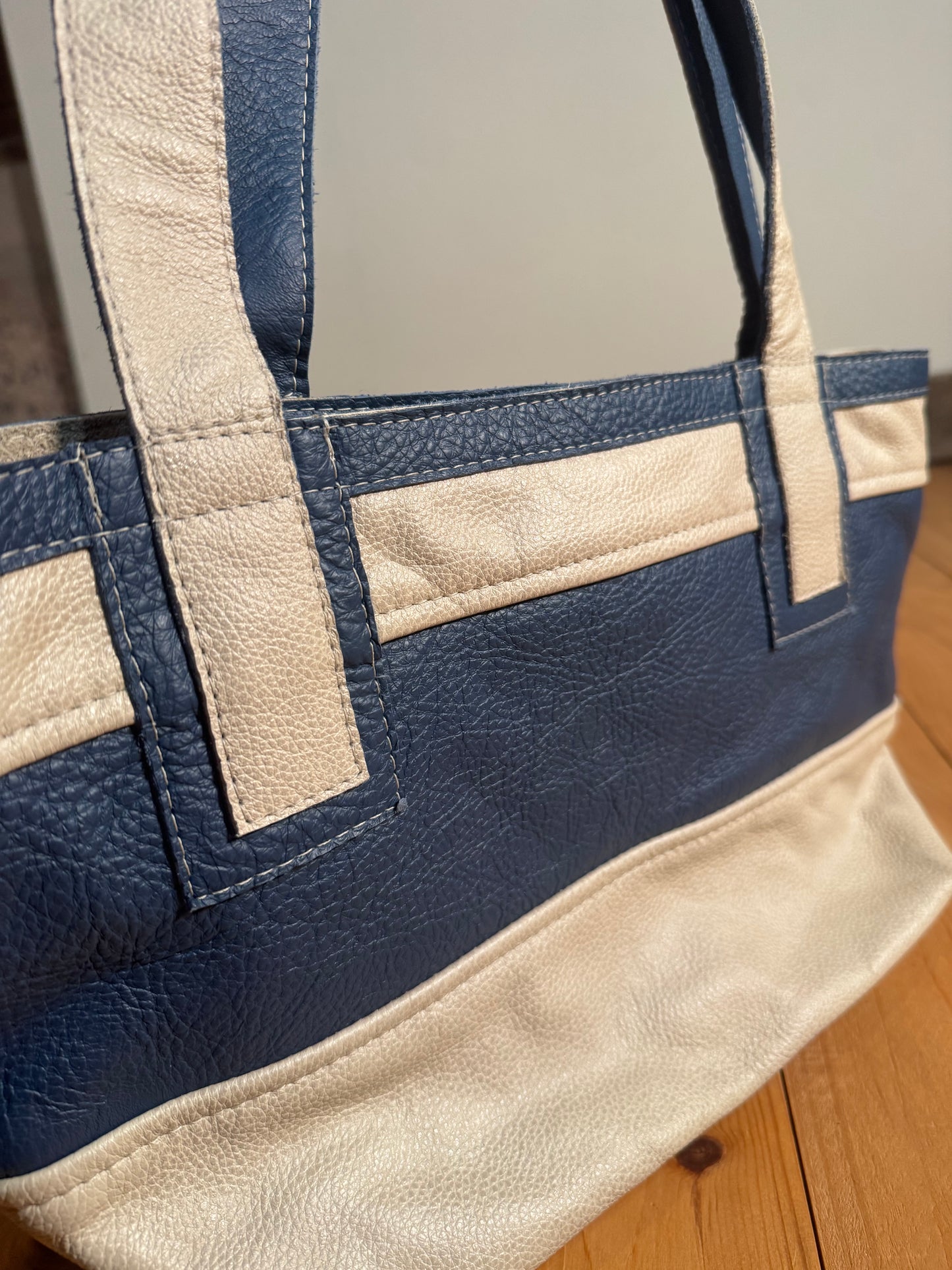 Fallston Bag - Cream & Cobalt Blue Leather