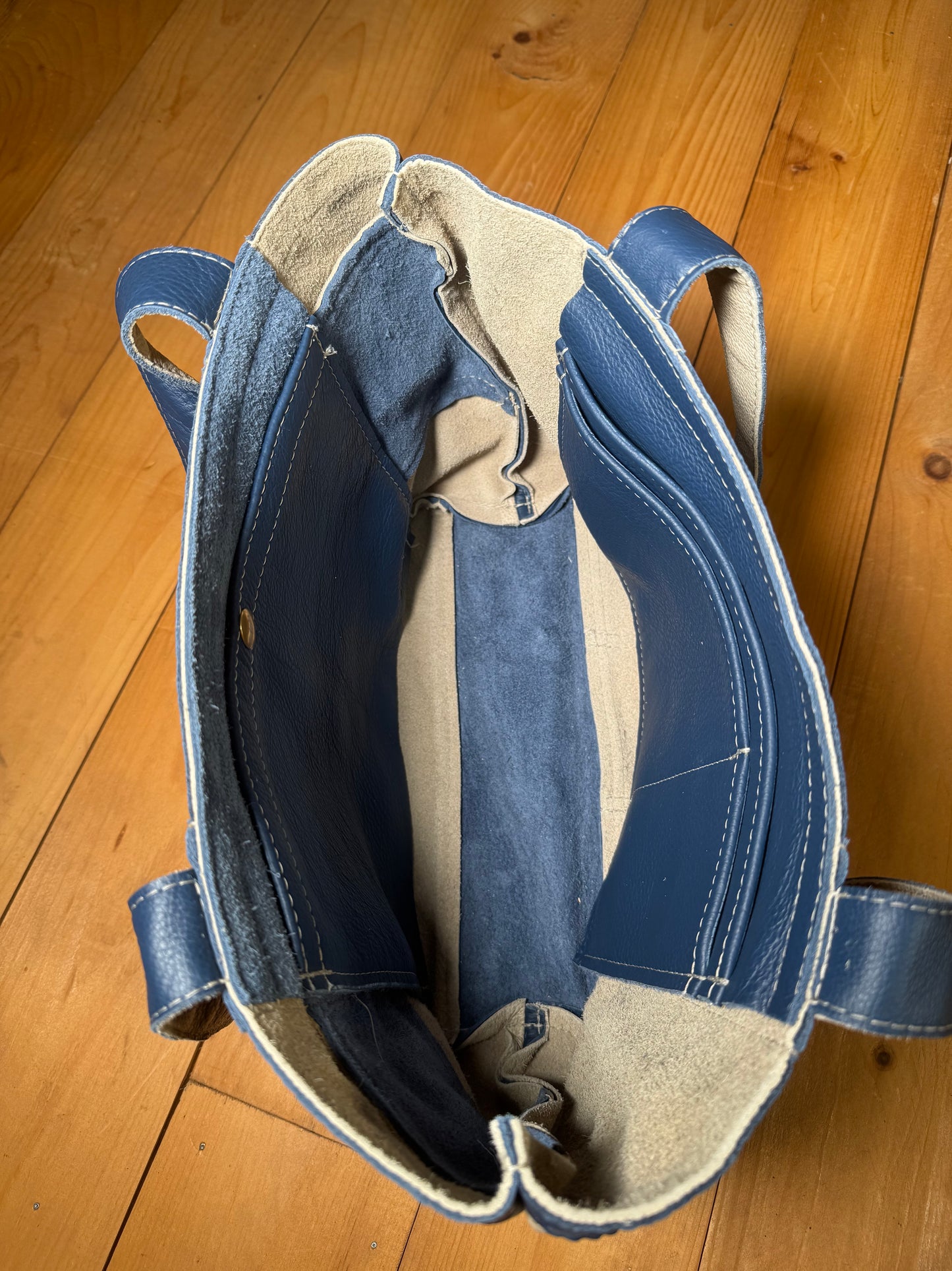 Fallston Bag - Cream & Cobalt Blue Leather