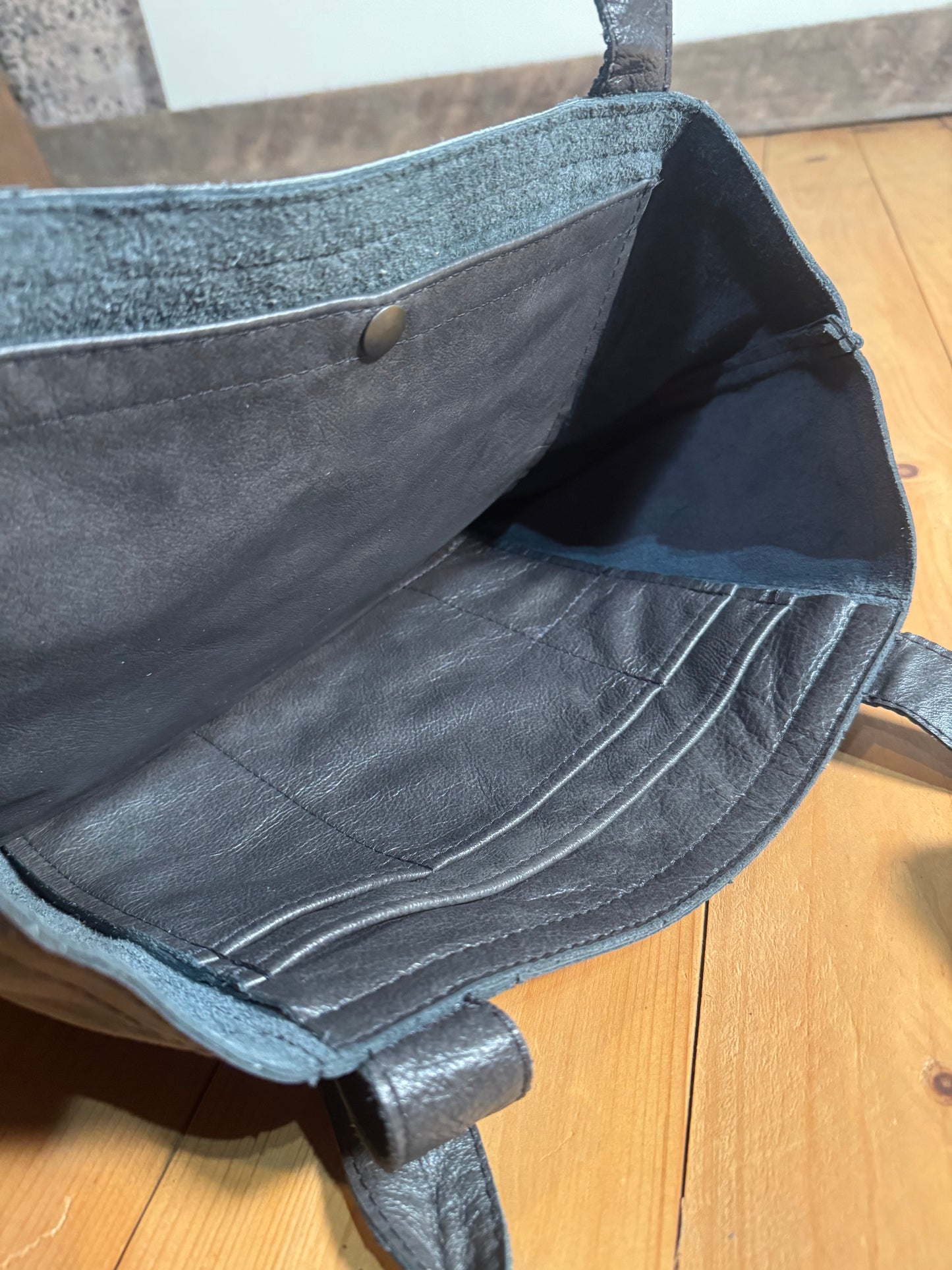 Fallston Bag - Ash Grey Leather